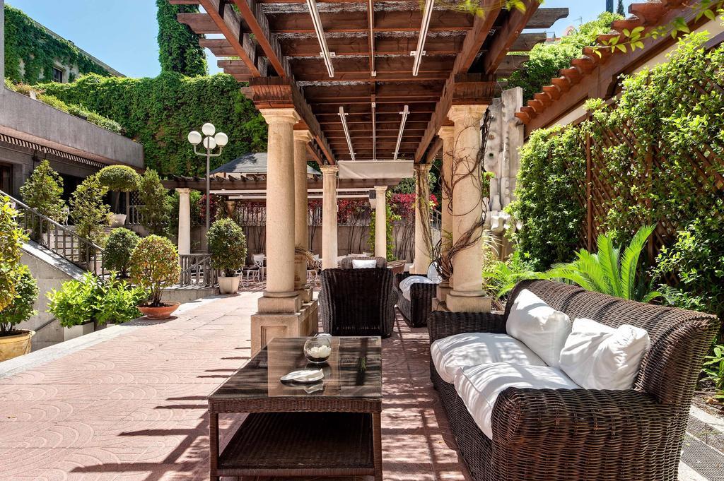 Hotel Miguel Angel Madrid Ngoại thất bức ảnh The Pergola